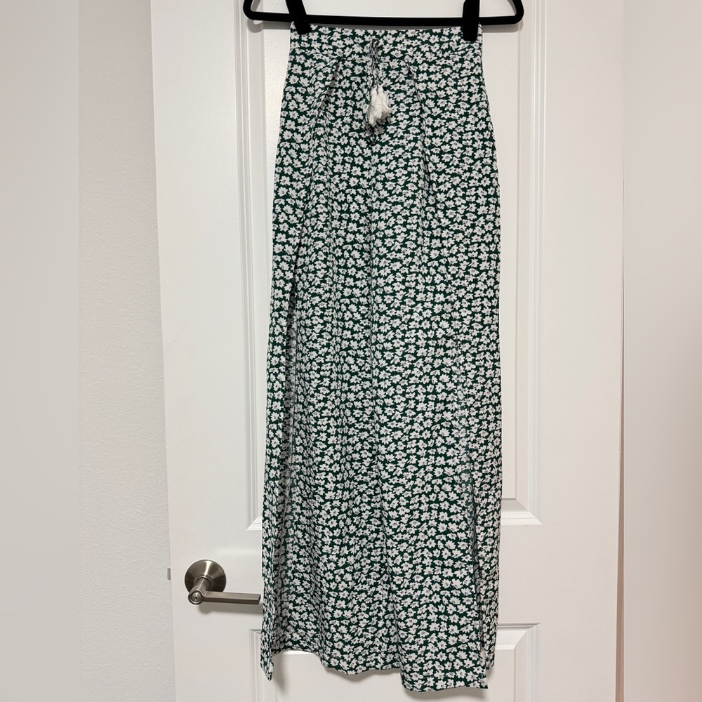 Chic Stylish Floral Wide Leg Pants - Picture 3 of 6